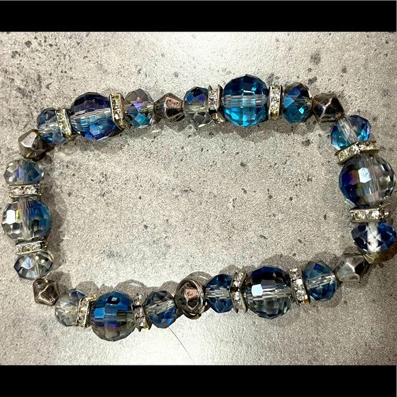 Blue, clear “diamond” bracelet - Picture 1 of 2